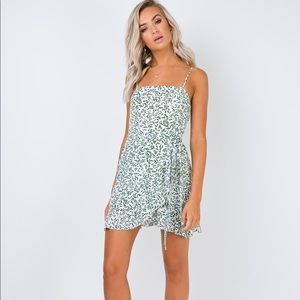 princess polly size 2 mini wrap dress!